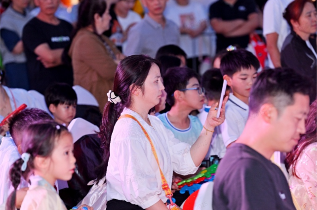 第三届自贡彩灯全球少儿创意征集活动正式启动